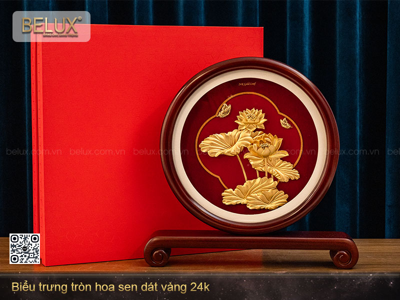 Biểu Trưng Tròn Hoa Sen Dát Vàng